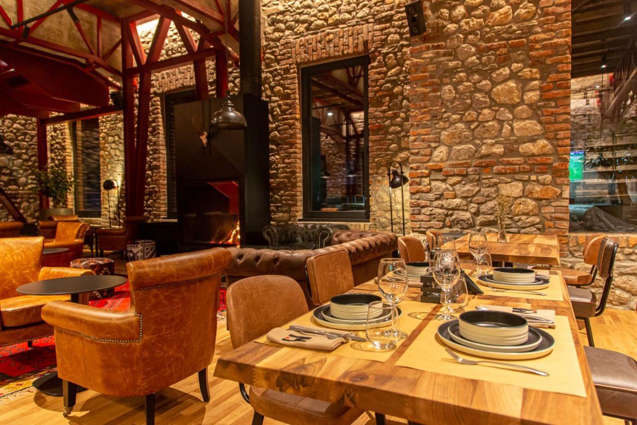 Melesin Distillery Leskovik Екстер'єр фото