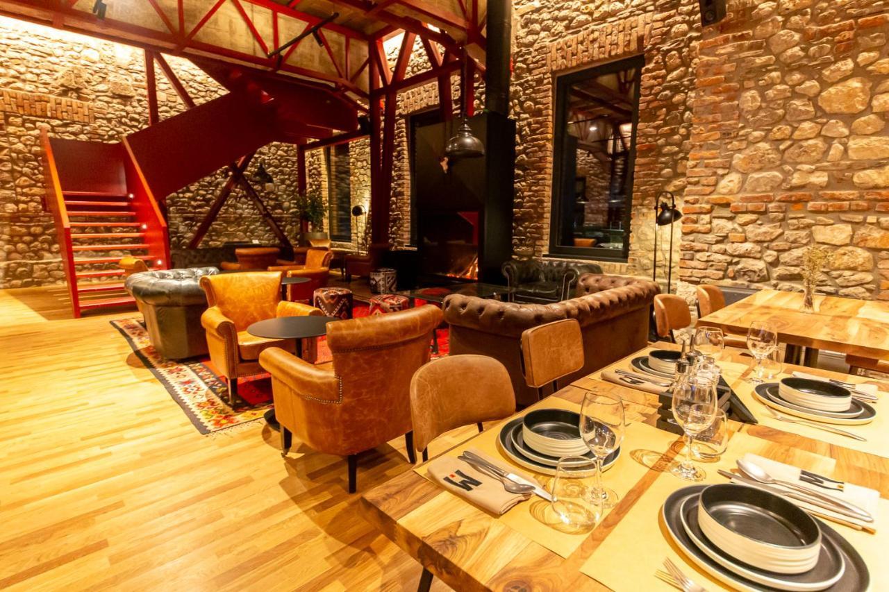 Melesin Distillery Leskovik Екстер'єр фото